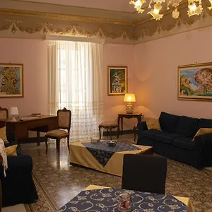 Casa De Rollo Bed & Breakfast